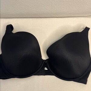 Cacique 42DDD Black T-Shirt Bra Smooth Full Coverage Underwire